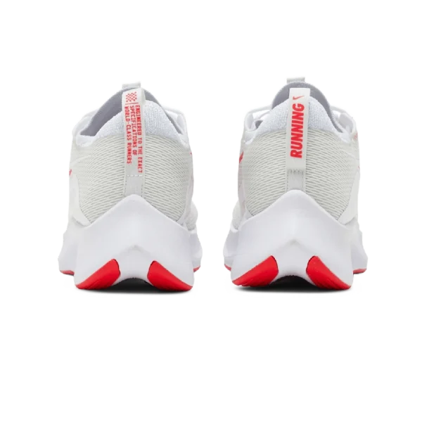⁦Nike Zoom Fly 4 Platinum Tint Siren Red⁩ – תמונה ⁦3⁩