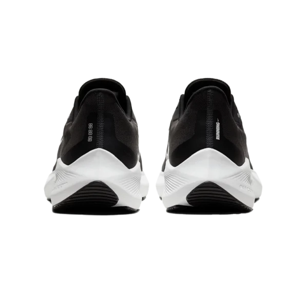 ⁦Nike Air Zoom Winflo 7 Black White Anthracite⁩ – תמונה ⁦3⁩