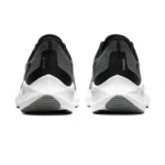 ⁦Nike Air Zoom Winflo 7 Black Particle Grey⁩ – תמונה ⁦3⁩
