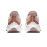 ⁦Nike Air Zoom Winflo 7 Barely Rose⁩ – תמונה ⁦3⁩