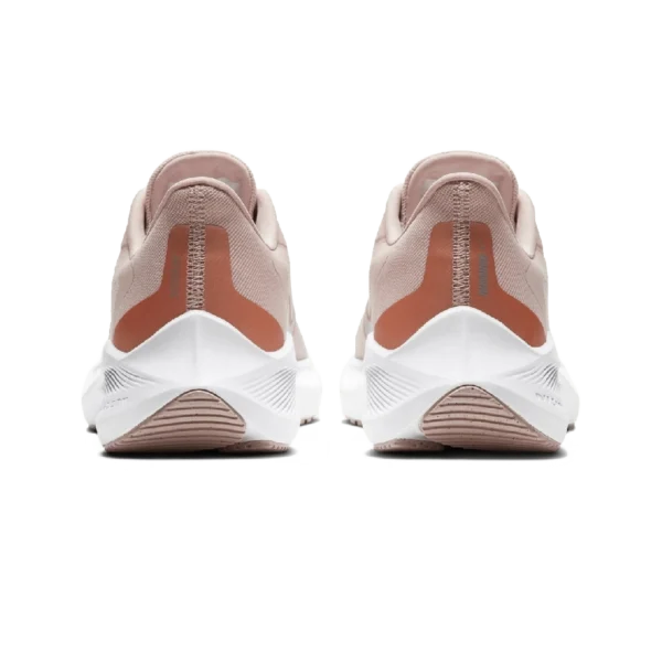 ⁦Nike Air Zoom Winflo 7 Barely Rose⁩ – תמונה ⁦3⁩