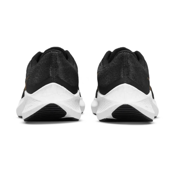 ⁦Nike Zoom Winflo 8 Black Metallic Gold⁩ – תמונה ⁦3⁩