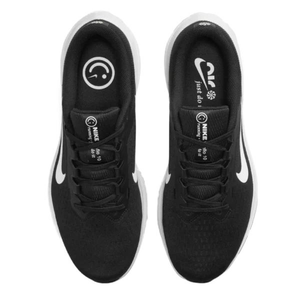 ⁦Nike Winflo 10 Black White⁩ – תמונה ⁦4⁩