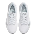 ⁦Nike Air Zoom Winflo 7 Pure Platinum Metallic Silver⁩ – תמונה ⁦4⁩