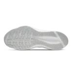 ⁦Nike Air Zoom Winflo 7 Pure Platinum Metallic Silver⁩ – תמונה ⁦5⁩
