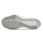 ⁦Nike Zoom Winflo 8 Summit White Metallic Silver⁩ – תמונה ⁦5⁩