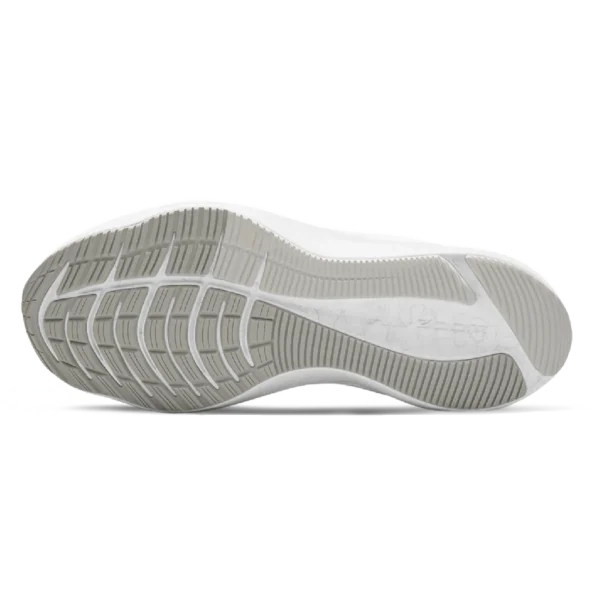 ⁦Nike Zoom Winflo 8 Summit White Metallic Silver⁩ – תמונה ⁦5⁩