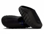 ⁦Nike Mind 001 Mule x Fragment Design Triple Black⁩ – תמונה ⁦2⁩