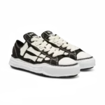 ⁦Amiri x Maison Mihara Yasuhiro Peterson OG Sole Canvas Low Black⁩ – תמונה ⁦2⁩