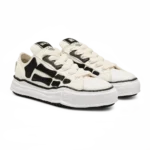 ⁦Amiri x Maison Mihara Yasuhiro Peterson OG Sole Canvas Low White⁩ – תמונה ⁦2⁩