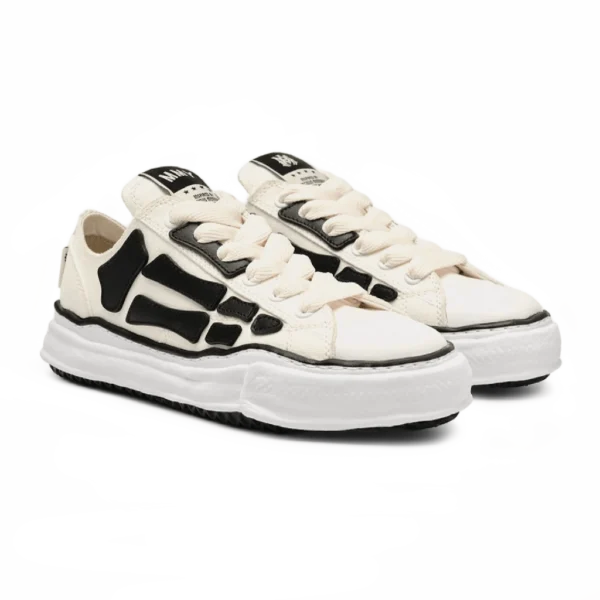 ⁦Amiri x Maison Mihara Yasuhiro Peterson OG Sole Canvas Low White⁩ – תמונה ⁦2⁩