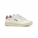 ⁦Autry Medalist Low Sneakers White Red Leather Classic⁩ – תמונה ⁦2⁩