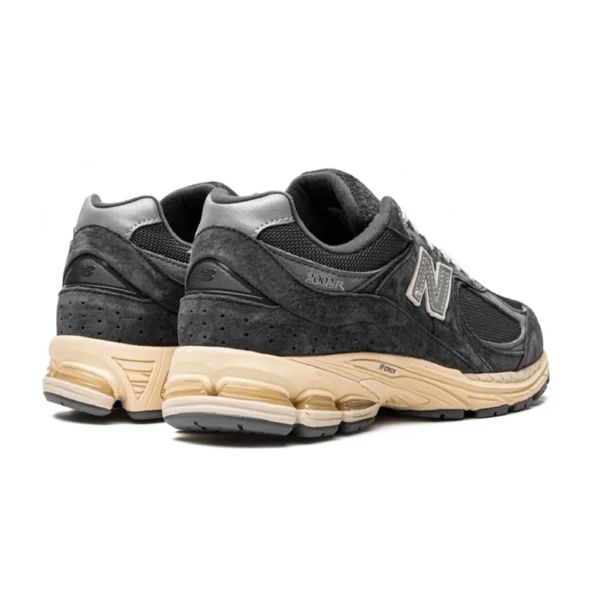 ⁦New Balance 2002R Black Phantom Grey⁩ – תמונה ⁦3⁩