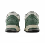 ⁦New Balance 2002R Dark Juniper Linen⁩ – תמונה ⁦3⁩