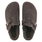 ⁦Birkenstock Boston Shearling Suede Clogs Mocha⁩ – תמונה ⁦3⁩