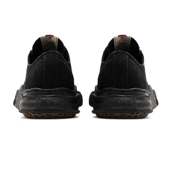 ⁦Maison Mihara Yasuhiro Peterson OG Sole Canvas Low Sneakers Triple Black⁩ – תמונה ⁦3⁩
