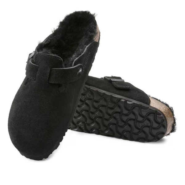 ⁦Birkenstock Boston Shearling Suede Clogs Black⁩ – תמונה ⁦4⁩