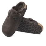 ⁦Birkenstock Boston Shearling Suede Clogs Mocha⁩ – תמונה ⁦4⁩