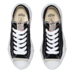 ⁦Maison Mihara Yasuhiro Hank OG Sole Leather Low Sneakers Black⁩ – תמונה ⁦4⁩