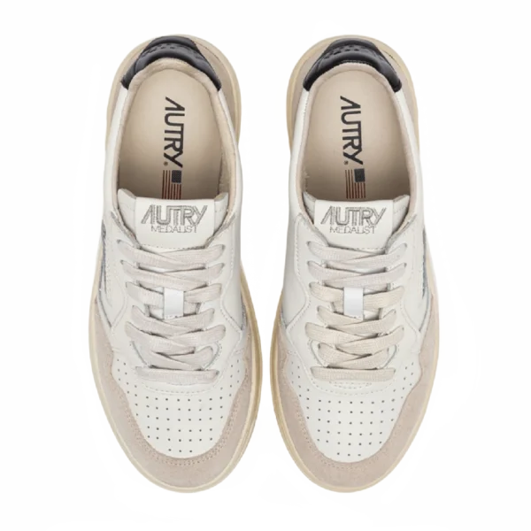 ⁦Autry Medalist Low Sneakers White Navy Leather⁩ – תמונה ⁦4⁩