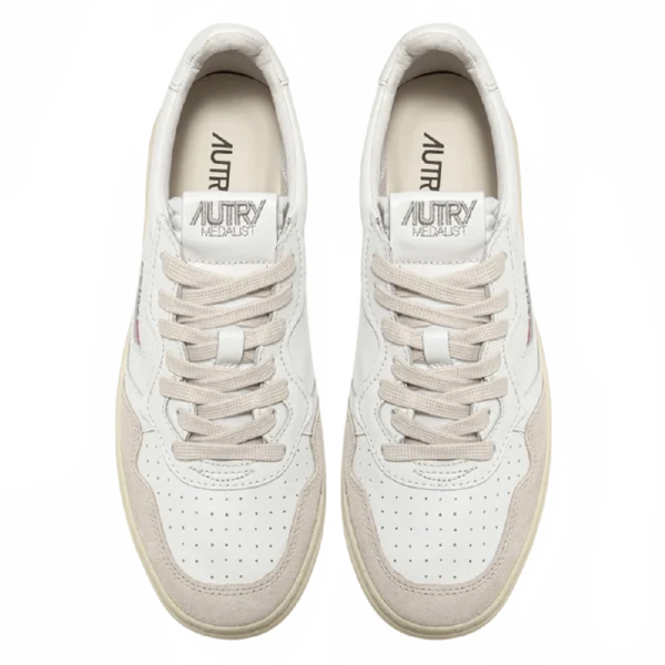 ⁦Autry Medalist Low Sneakers All White Leather⁩ – תמונה ⁦4⁩