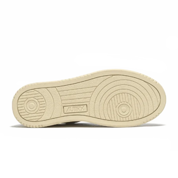 ⁦Autry Medalist Low Sneakers White Red Leather Classic⁩ – תמונה ⁦5⁩