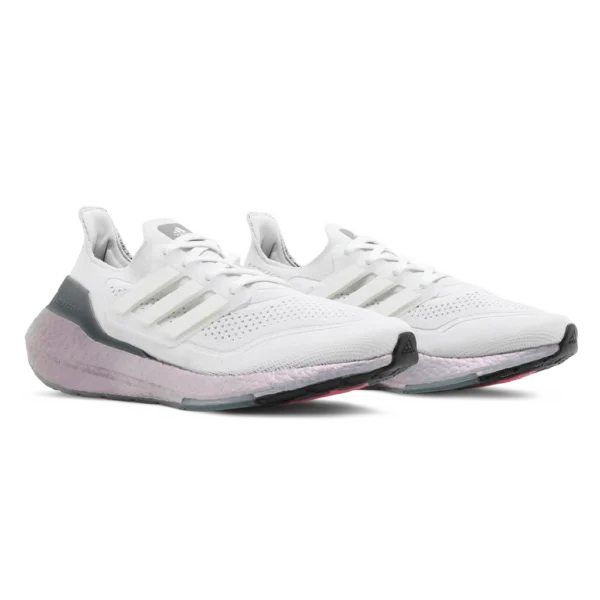 ⁦Adidas Ultraboost 21 Crystal White Hazy Green⁩ – תמונה ⁦2⁩