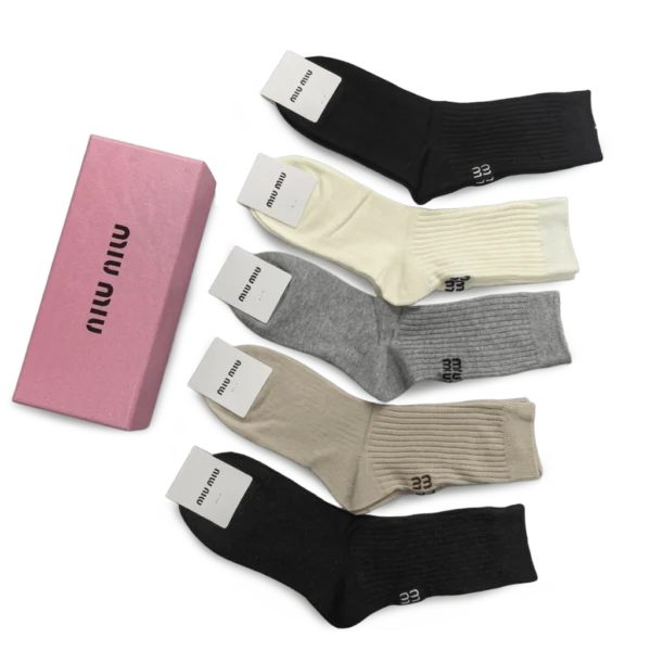 ⁦Miu Miu Long Socks Pack Black Beige Grey (5 Pairs)⁩ – תמונה ⁦2⁩