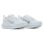⁦Nike Vomero 18 White Photon Dust Metallic Silver⁩ – תמונה ⁦2⁩