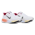 ⁦Nike Vomero 18 "Year of The Horse" White Dark Hazel Phantom⁩ – תמונה ⁦2⁩