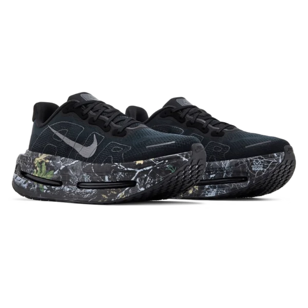 ⁦Nike Vomero Premium Black Realtree⁩ – תמונה ⁦2⁩