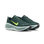 ⁦Nike Vomero Plus Seaweed Cannon Green Haze⁩ – תמונה ⁦2⁩