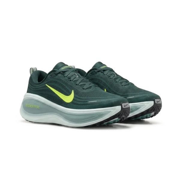 ⁦Nike Vomero Plus Seaweed Cannon Green Haze⁩ – תמונה ⁦2⁩