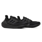 ⁦Adidas Ultraboost Light Triple Black⁩ – תמונה ⁦2⁩