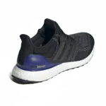 ⁦Adidas Ultraboost Core Black Purple Gold Metallic⁩ – תמונה ⁦3⁩