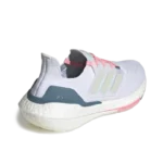 ⁦Adidas Ultraboost 22 White Almost Blue Pink⁩ – תמונה ⁦3⁩