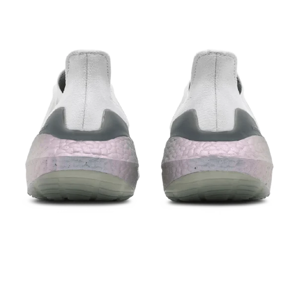 ⁦Adidas Ultraboost 21 Crystal White Hazy Green⁩ – תמונה ⁦3⁩