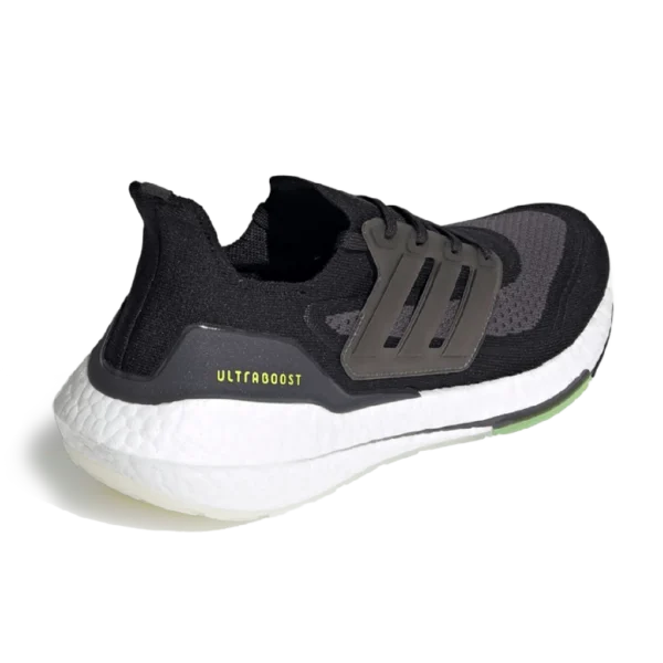 ⁦Adidas Ultraboost 21 Black Silver Metallic Solar Yellow⁩ – תמונה ⁦3⁩