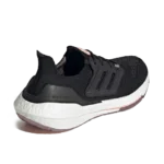 ⁦Adidas Ultraboost 22 Black Legacy Purple⁩ – תמונה ⁦3⁩