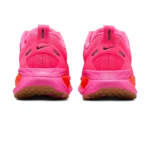 ⁦Nike Vomero 18 Digital Pink Bright Crimson Hyper Orange⁩ – תמונה ⁦3⁩