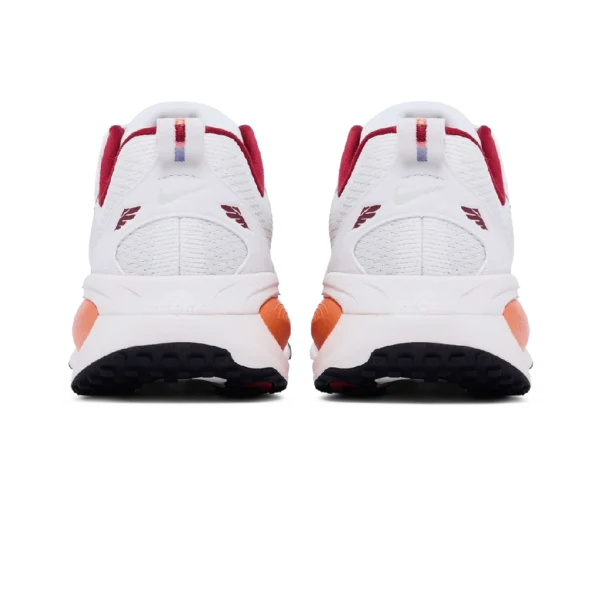 ⁦Nike Vomero 18 "Year of The Horse" White Dark Hazel Phantom⁩ – תמונה ⁦3⁩