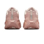 ⁦Nike Vomero Plus Particle Pink Rose Gold⁩ – תמונה ⁦3⁩