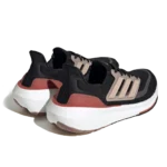 ⁦Adidas Ultraboost Light Black Wonder Taupe⁩ – תמונה ⁦3⁩