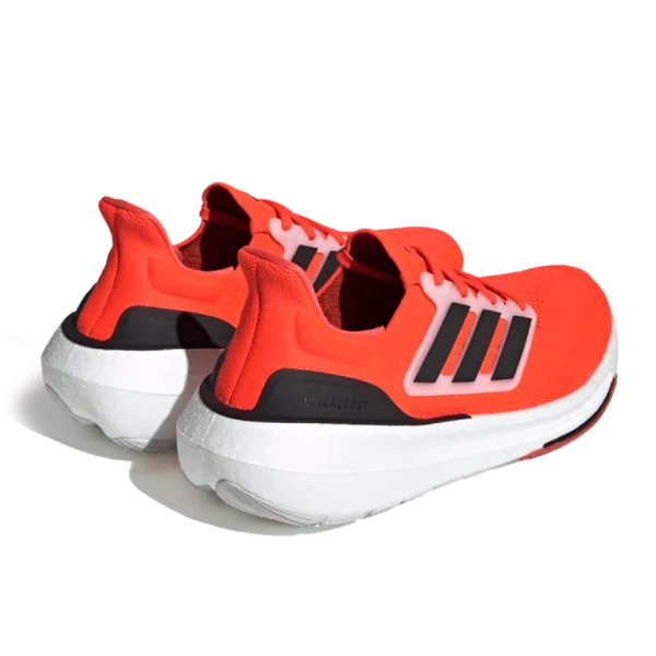 ⁦Adidas Ultraboost Light Solar Red Black⁩ – תמונה ⁦3⁩