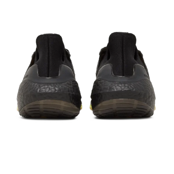 ⁦Adidas Ultraboost 22 Black Solar Yellow⁩ – תמונה ⁦3⁩