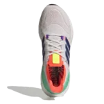 ⁦Adidas Ultraboost 22 White Green Orange⁩ – תמונה ⁦4⁩