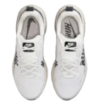 ⁦Nike Vomero 18 "Run Pack" Summit White College Grey Black⁩ – תמונה ⁦4⁩