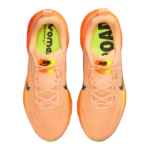 ⁦Nike Vomero 18 Orange Chalk Black⁩ – תמונה ⁦4⁩