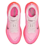 ⁦Nike Vomero Plus Soft Pink Hyper Pink Bright Crimson Pink Foam⁩ – תמונה ⁦4⁩
