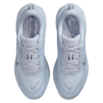 ⁦Nike Vomero Plus Football Grey Light Armoury Blue⁩ – תמונה ⁦4⁩